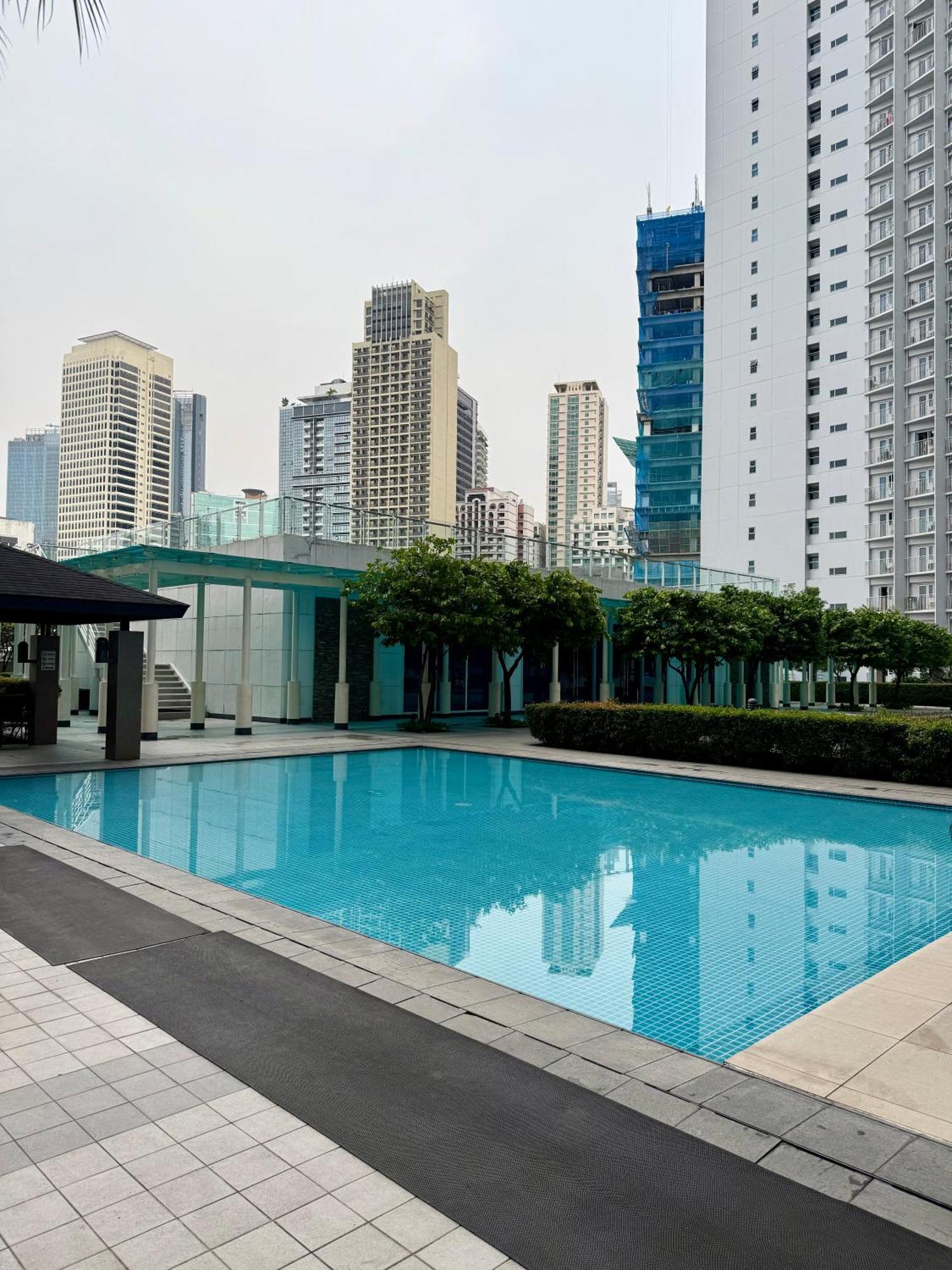 Serene Suite In Jazz Residences Makati City Exterior foto